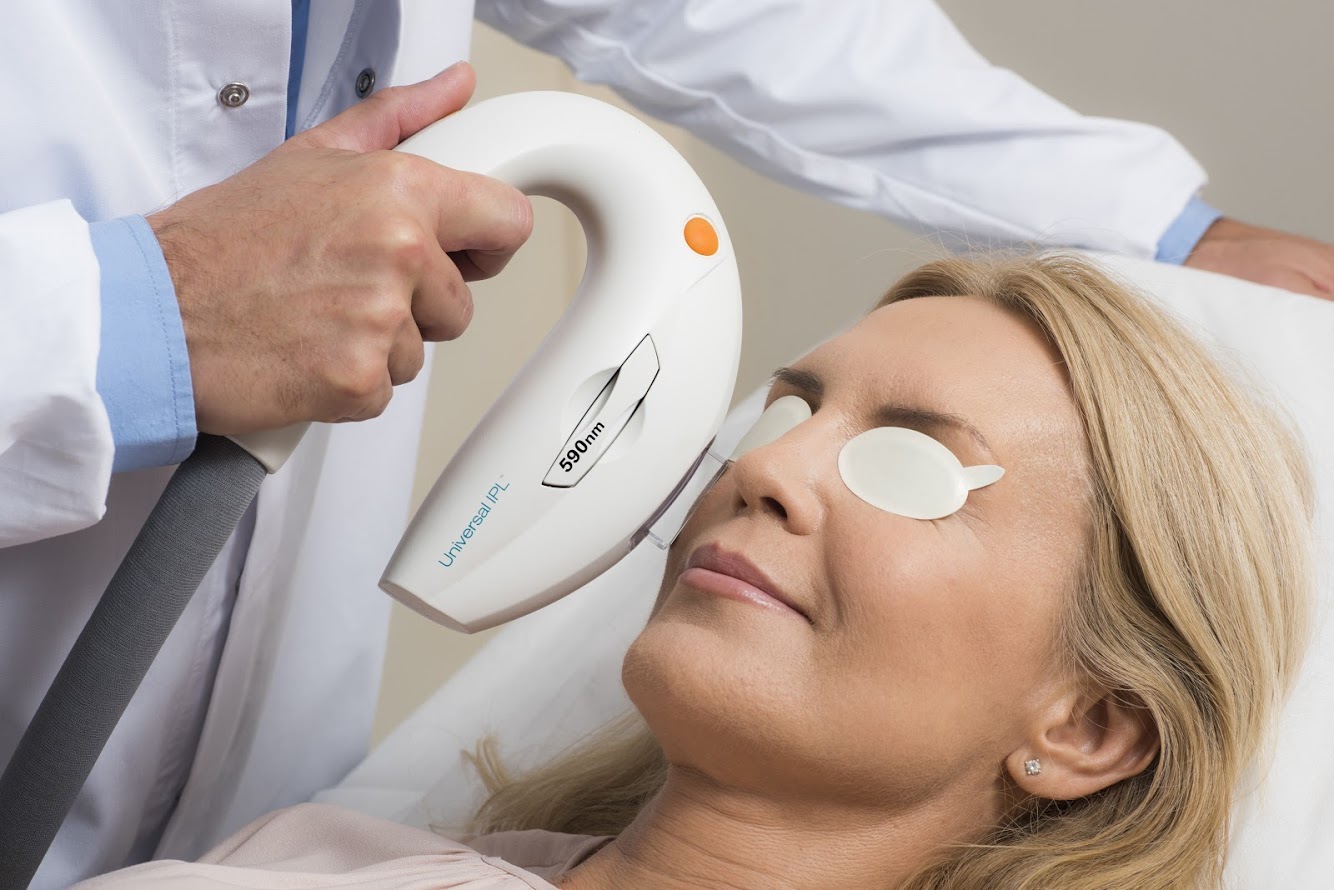 Dry Eye treatment at RJK Optometrists